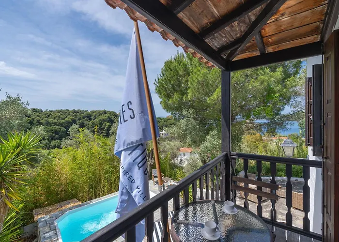 Tresor Boutique Home